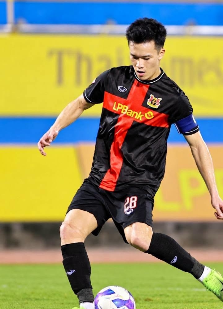 ket qua vong 4 v-league 26 27 ninh binh thang kich tinh hagl hinh anh 1
