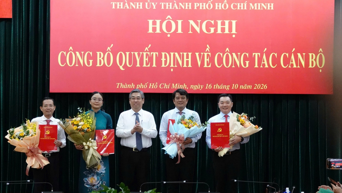 Ong bui thanh nhan giu chuc truong ban tuyen giao thanh uy tp.hcm hinh anh 1