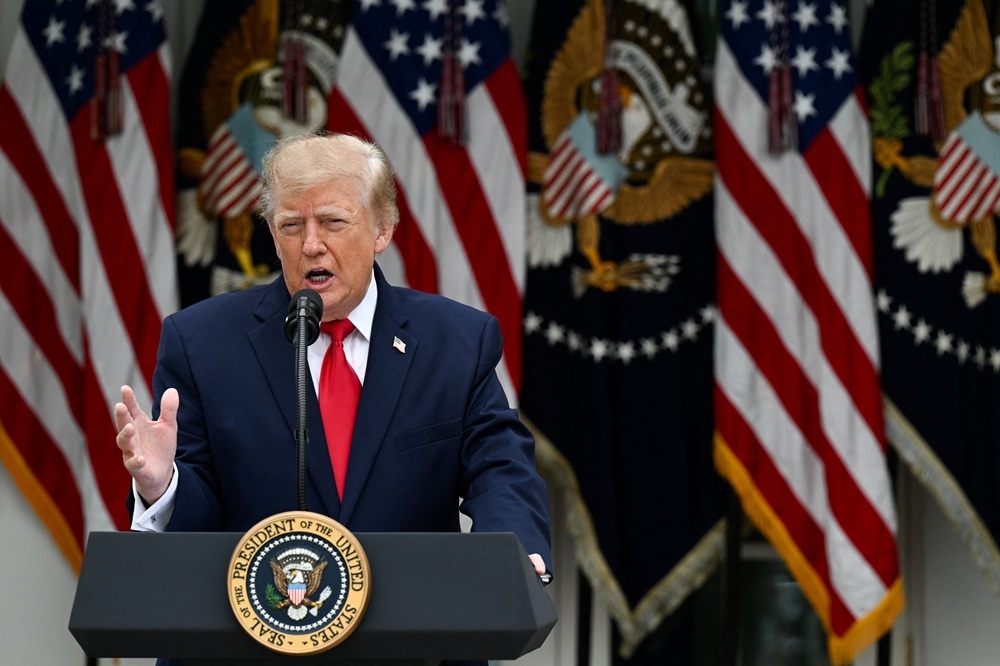 Ong trump canh bao tan cong co so hat nhan cua iran tai nui pickaxe hinh anh 1
