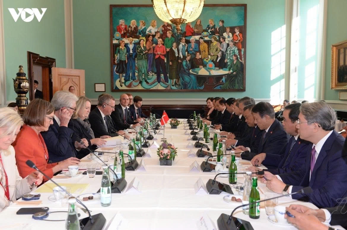 highlights of party and state leader to lam s state visit to denmark picture 7