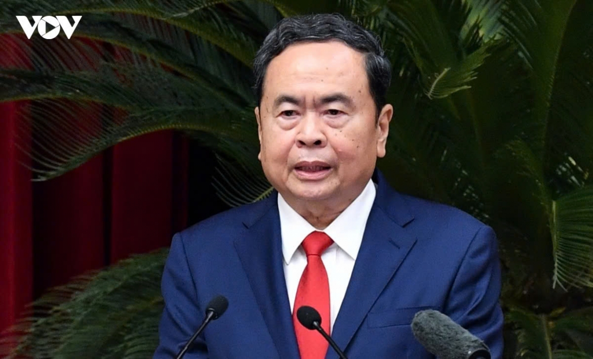 party plenum focuses on foundations for vietnam s long-term development picture 3
