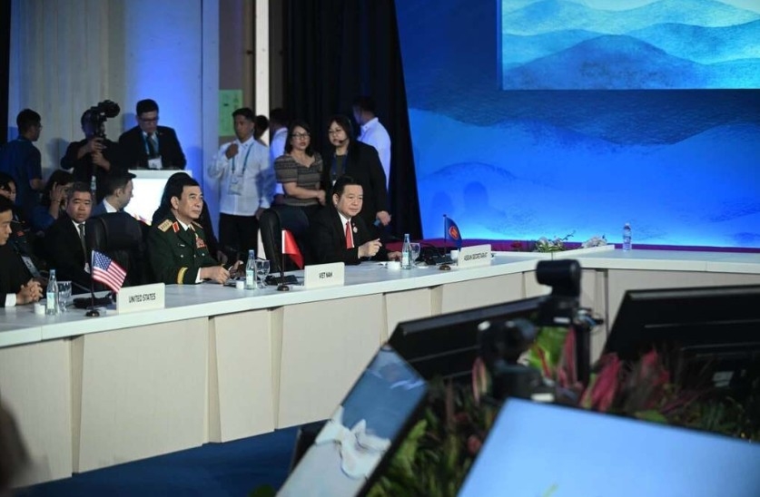 vietnam puts forward proposals to enhance asean defence cooperation with partners picture 2