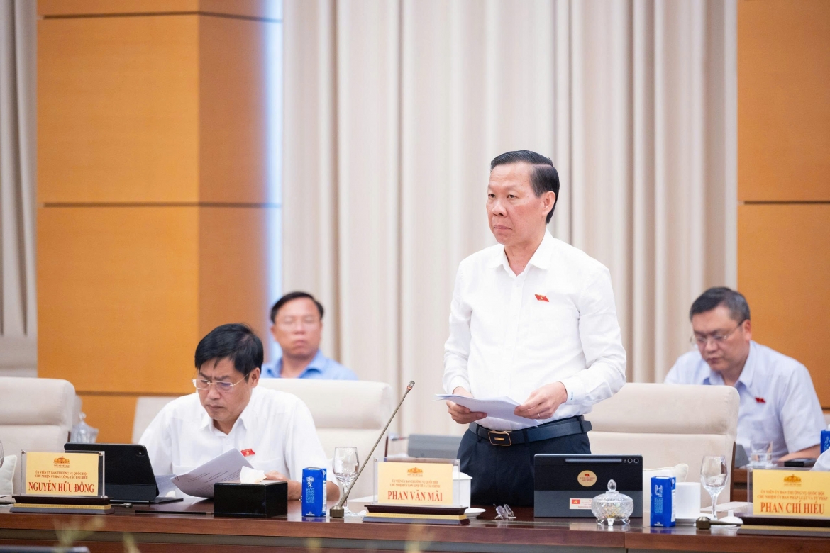 Uy ban thuong vu quoc hoi cho y kien ve du an luat Dat dai sua doi hinh anh 2