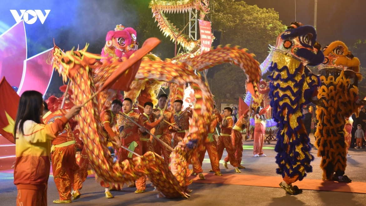ha noi se thi diem khong gian du lich - giai tri - thuong mai hoat dong 24 7 hinh anh 2