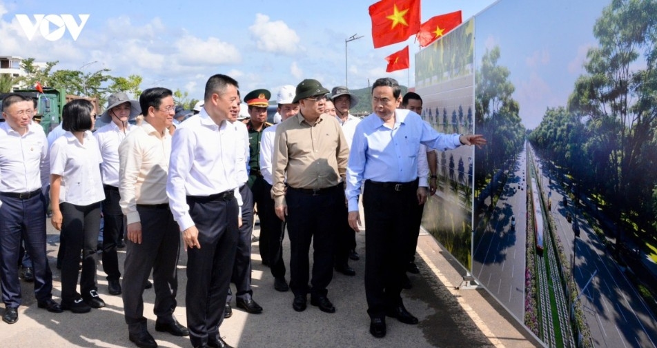na president inspects progress of projects serving apec 2027 picture 6