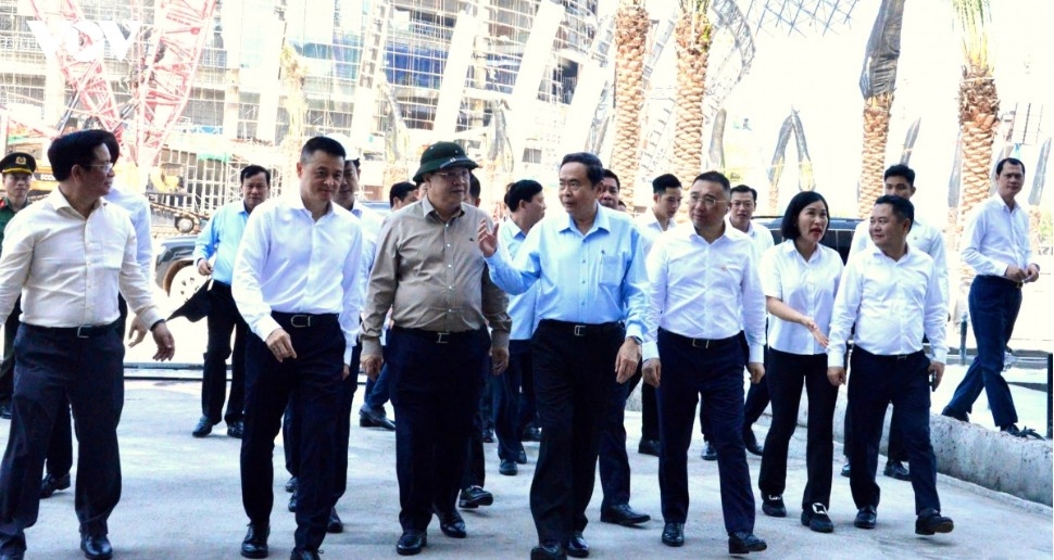 na president inspects progress of projects serving apec 2027 picture 9