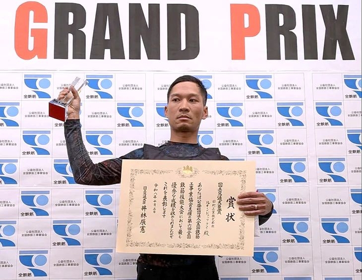 vietnamese worker makes history at japan s tetsu-1 grand prix picture 1