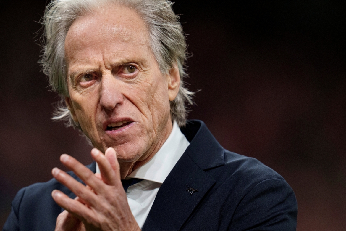 ronaldo tuyen bo ve tuong lai o Dt bo Dao nha sau bien co voi hlv jorge jesus hinh anh 2