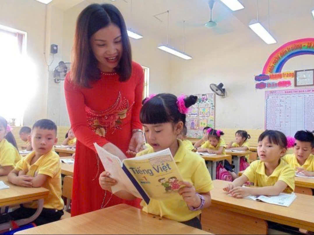 sach giao khoa tieng viet bac tieu hoc co nhieu noi dung qua suc hoc sinh hinh anh 3