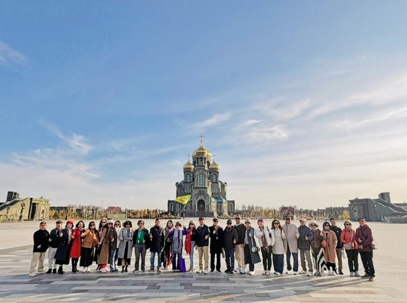 numerous vietnamese tourists enter russia under new visa-free policy picture 1