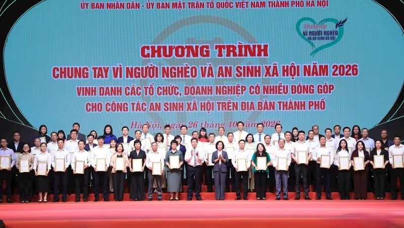 hanoi mobilises over us 9.3 million to support the poor picture 1