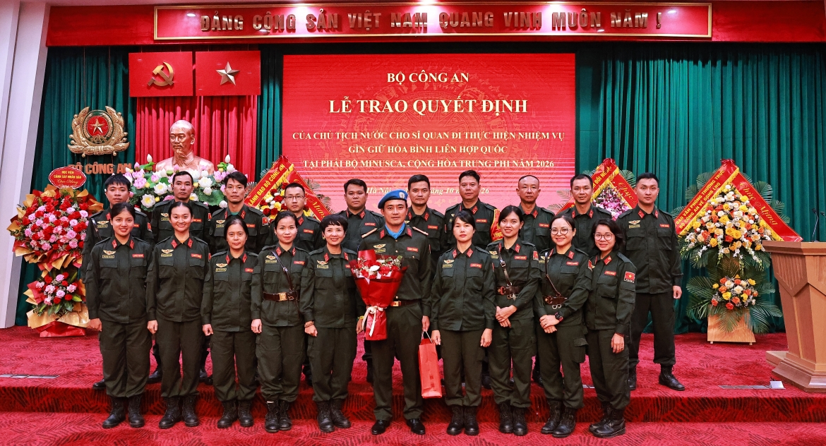 7 sĩ quan Việt Nam lên đường làm nhiệm vụ gìn giữ hòa bình Liên hợp quốc