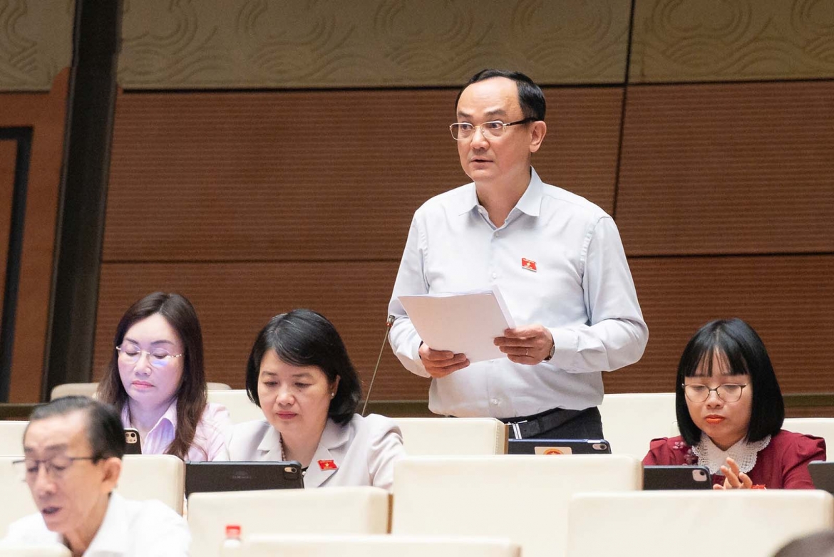 than trong khi chuyen tu quan he thoa thuan dan su sang nha nuoc thu hoi dat hinh anh 1