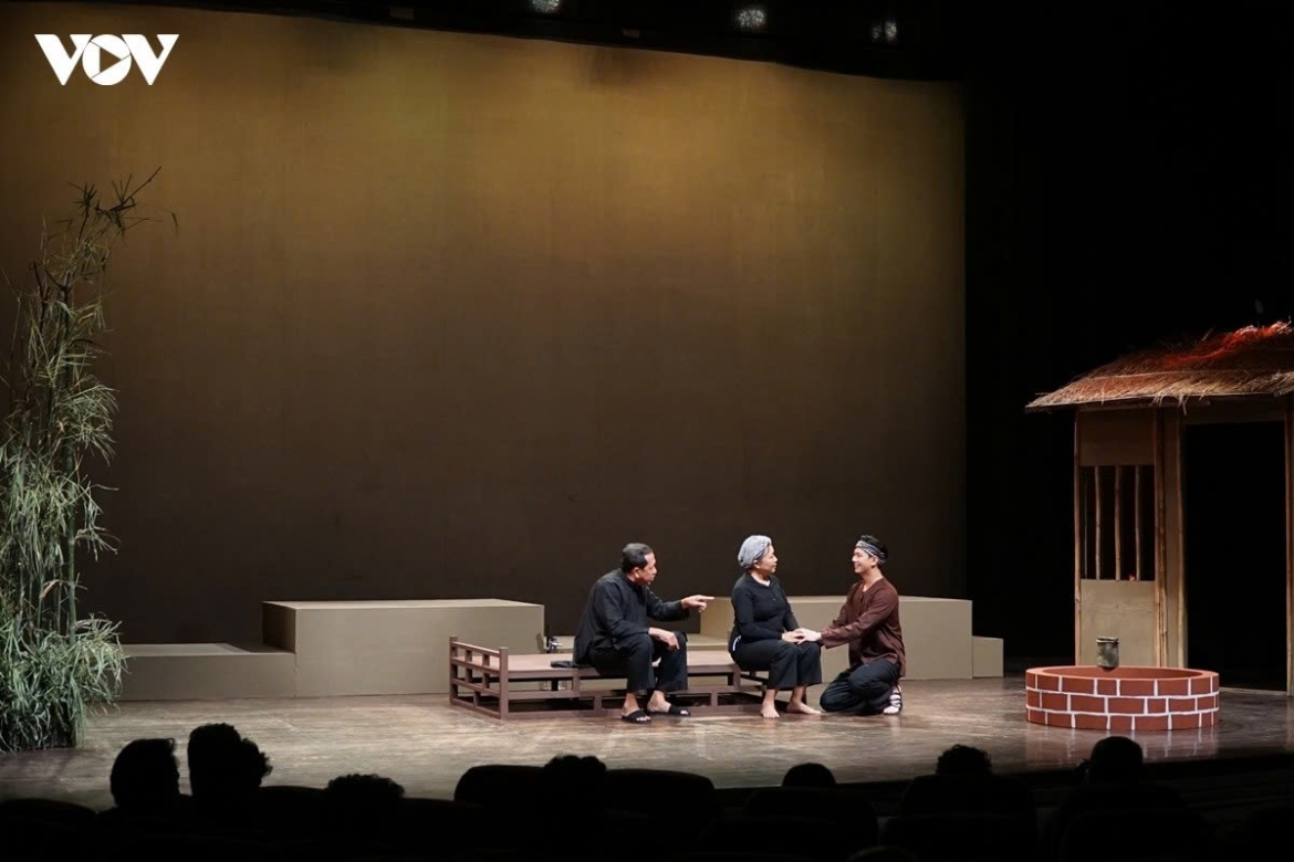 vietnamese historic play iron land debuts at brics theatre festival in new delhi picture 1