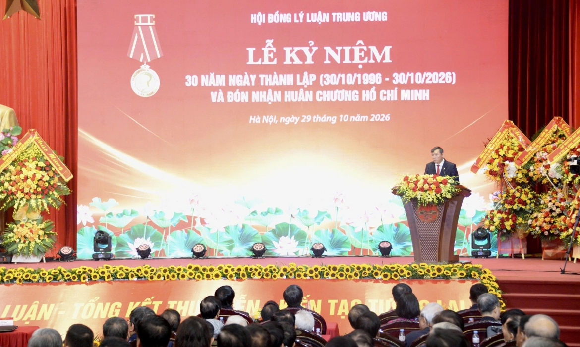 hoi dong ly luan trung uong Doi moi tu duy, nang tam tham muu chien luoc hinh anh 1