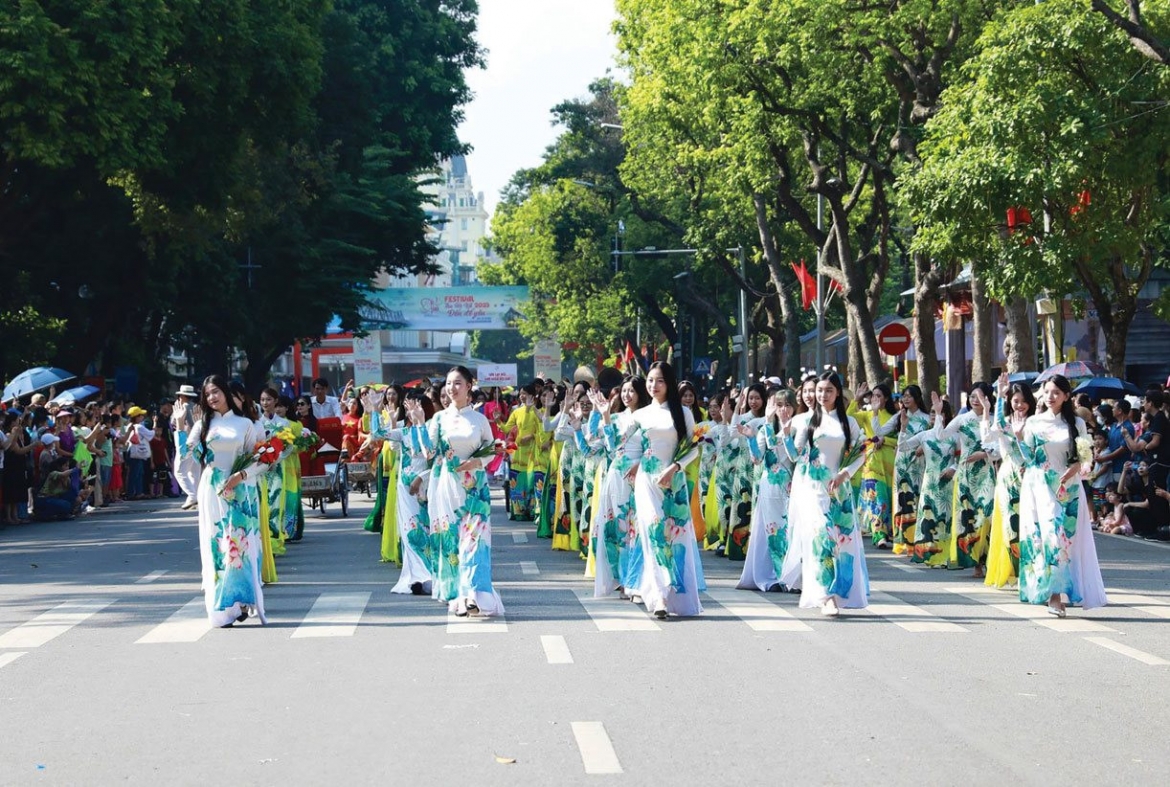 ha noi trien khai 10 mo hinh xay dung nguoi thu do thanh lich, van minh hinh anh 1