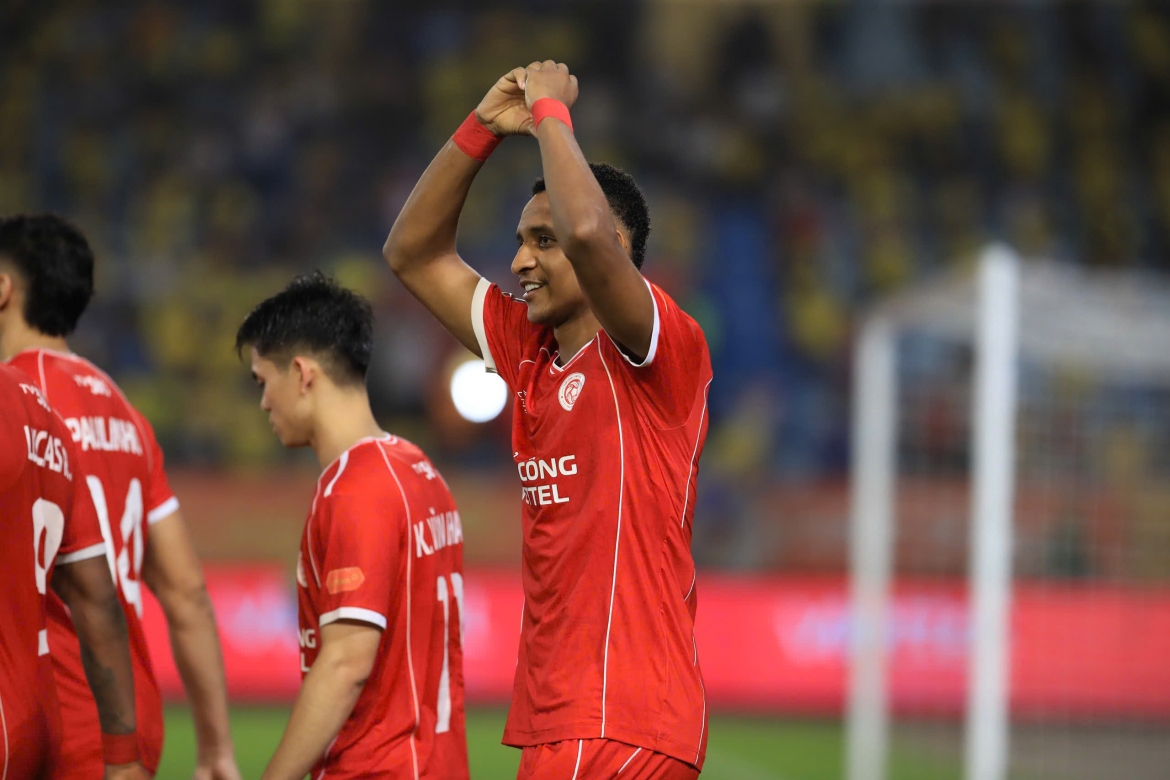 the cong viettel danh roi chien thang truoc 10 nguoi cua bac ninh fc hinh anh 3