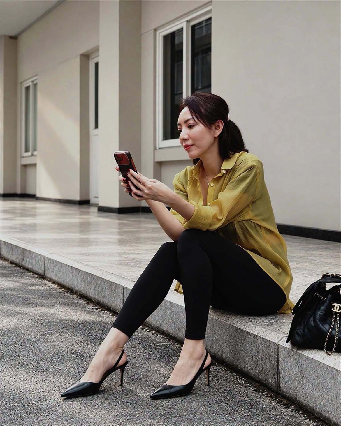 sao viet 25 10 hoa hau quynh anh va A hau my anh phai nop phat, bi cam dien hinh anh 8