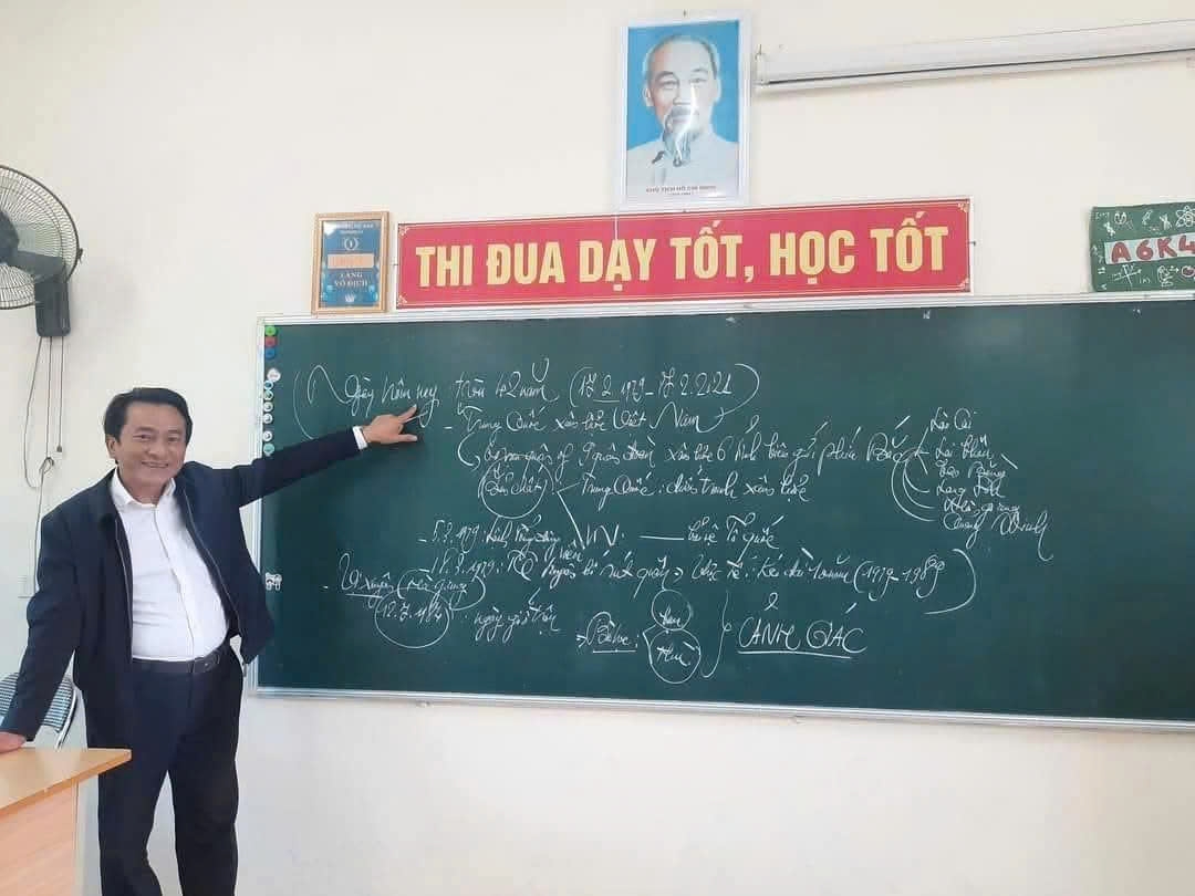 tach mon lich su, Dia ly, khoa hoc tu nhien hay tiep tuc tich hop hinh anh 2