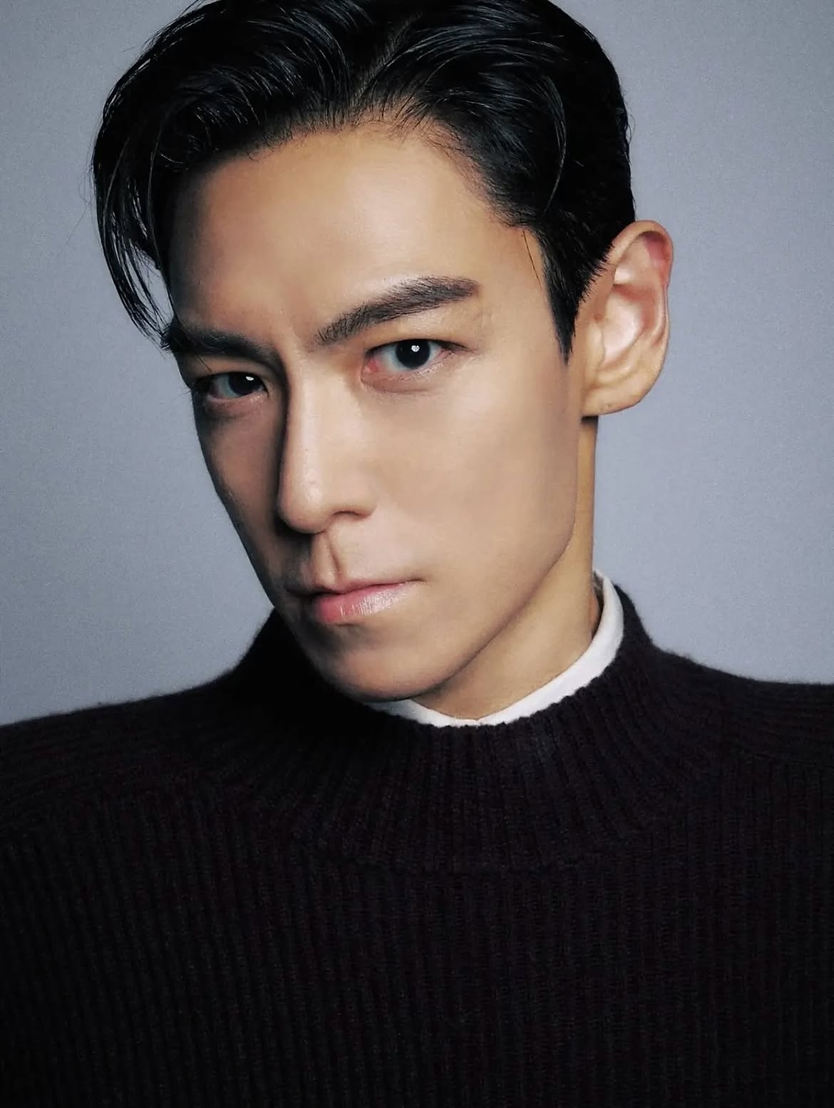 t.o.p va cu truot dai sau bigbang khi nguoi ham mo quay lung hinh anh 4
