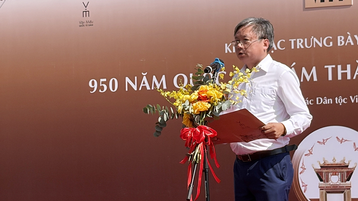 hanh trinh 950 nam quoc tu giam ton vinh tinh hoa dao hoc viet tai lang van hoa hinh anh 2