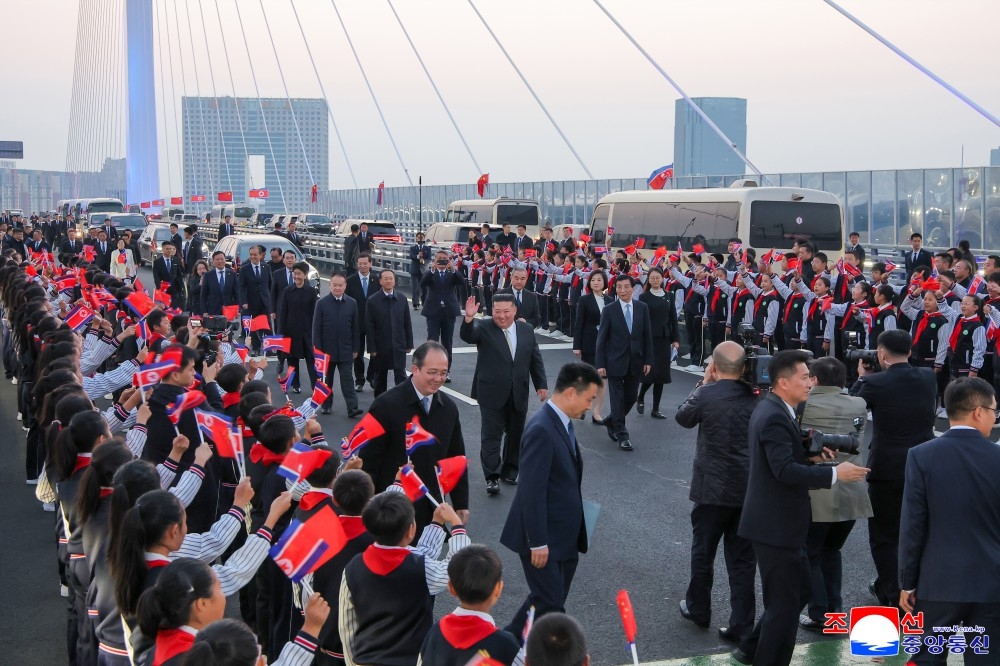 Hình ảnh về chuyến thăm Đan Đông, Trung Quốc của ông Kim Jong Un