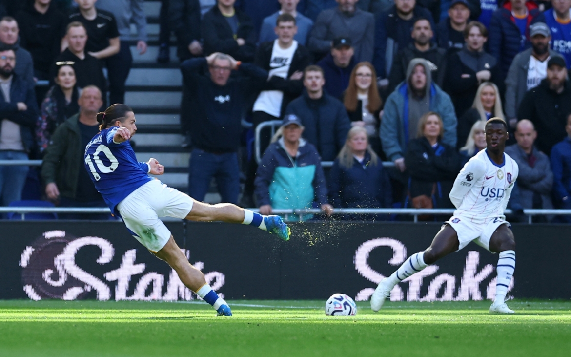 ket qua vong 7 ngoai hang anh toi 17-10 neto giup chelsea giai ma everton hinh anh 2