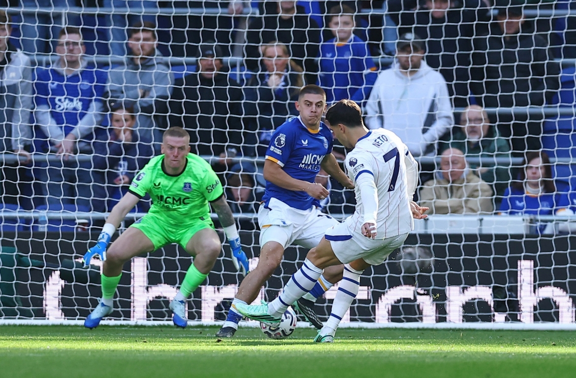 ket qua vong 7 ngoai hang anh toi 17-10 neto giup chelsea giai ma everton hinh anh 4