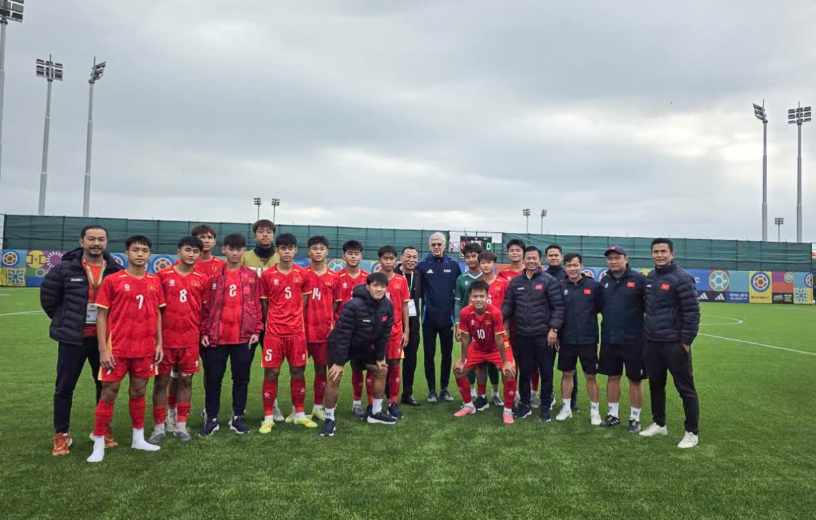 ket qua bong da hom nay 29 10 u15 viet nam thang u15 cuba 2-1 o world cup hinh anh 1