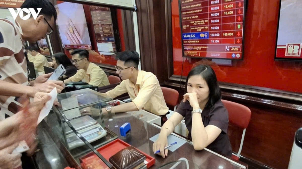 tu 16 10, mua ban vang tu 5 trieu dong phai thanh toan khong tien mat hinh anh 1