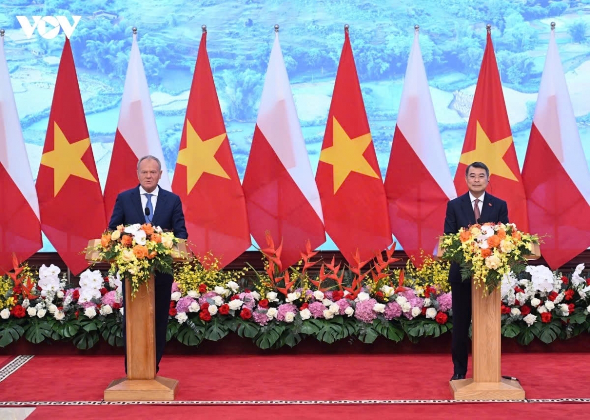 vietnam and poland upgrade relations to strategic partnership picture 1