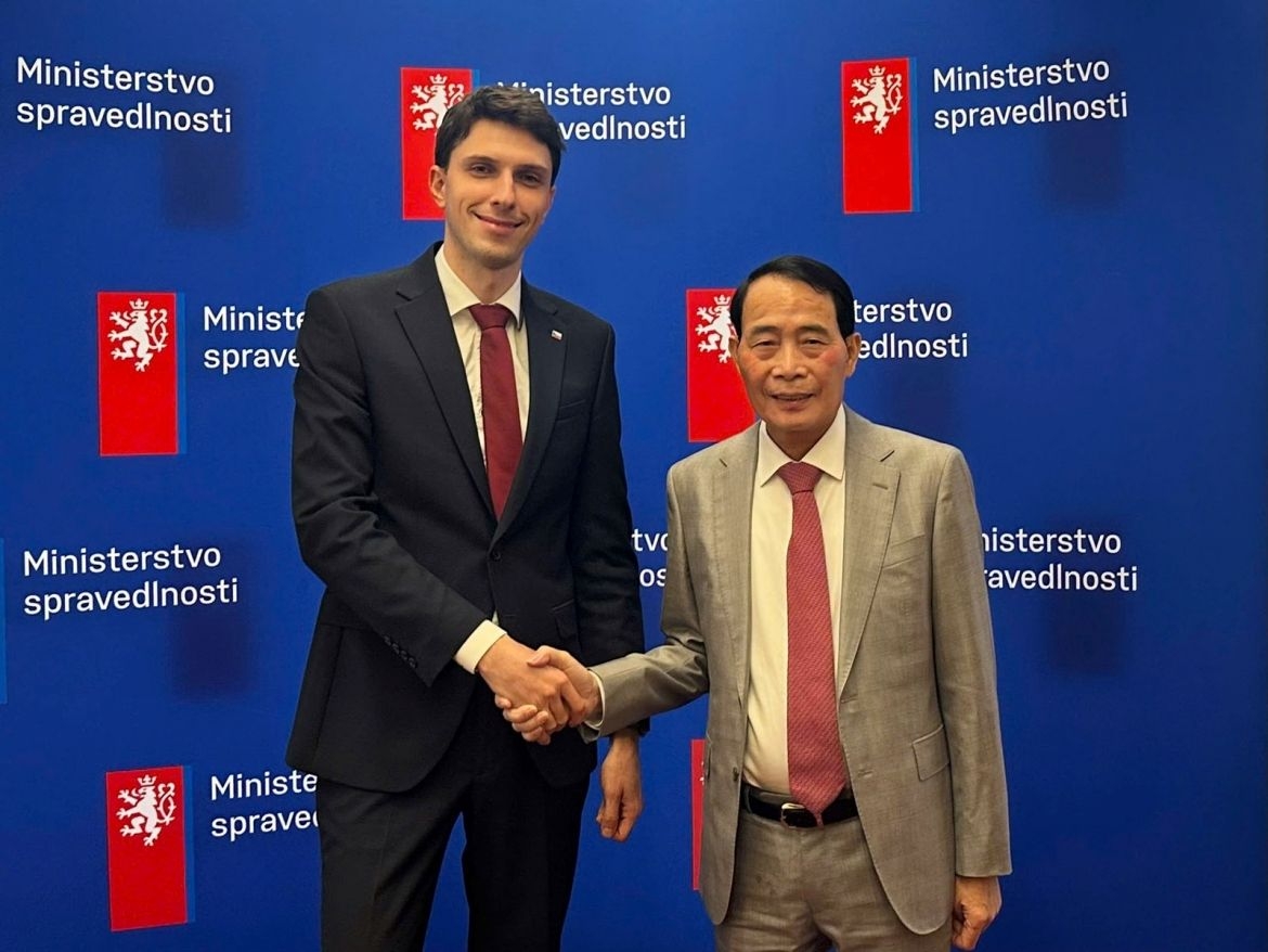 vietnam, czech republic step up law enforcement cooperation picture 1
