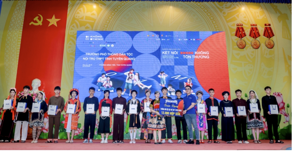 vinamilk chung tay xay dung suc de khang so cho the he tuong lai hinh anh 4
