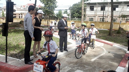 Vietnam faces CSR challenges