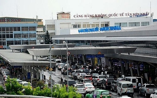 South or north? Expanding Tan Son Nhat International Airport