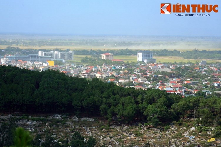 Best place for a free breath-taking view of Hue