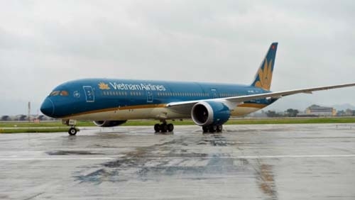 Vietnam Airlines flights disrupted by Super Typhoon Meranti
