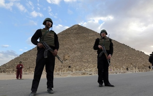 Eight policemen killed in attack on outskirts of Cairo: Interior Ministry