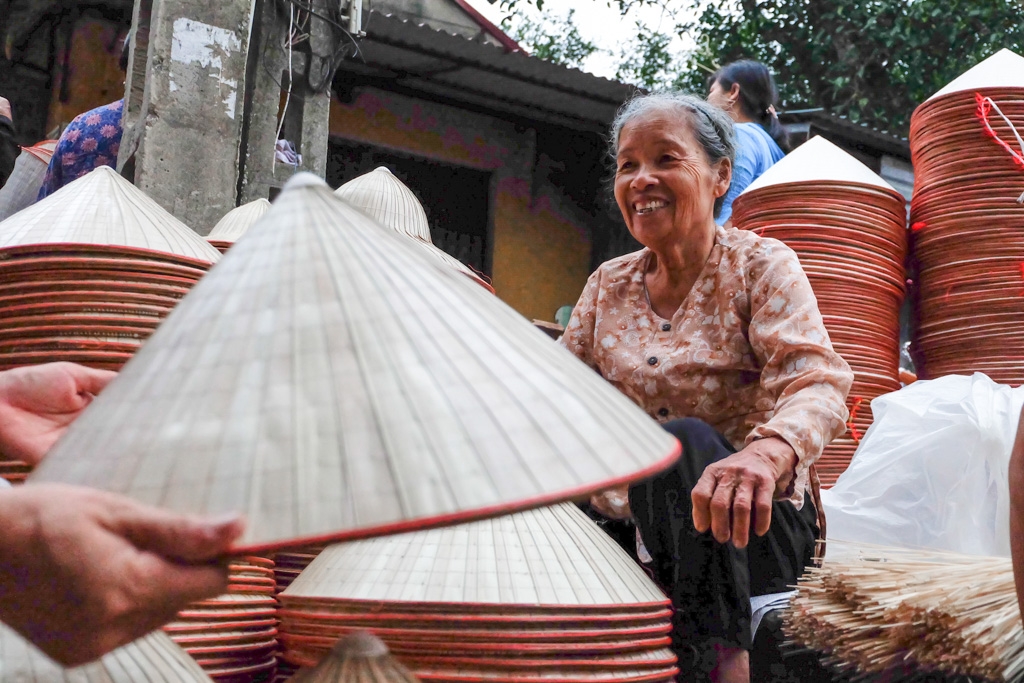 Conical hat market - unique culture in Vietnam’s villages