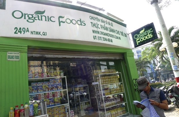 Foreign brands control domestic natural foods market