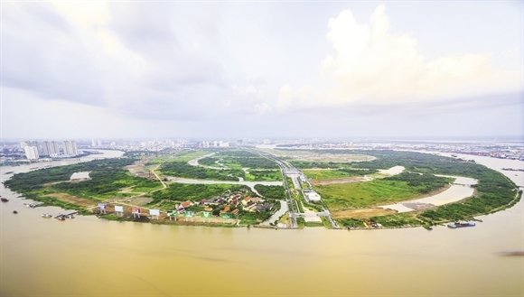 “Golden land” plots in HCM City fall into foreigners’ hands