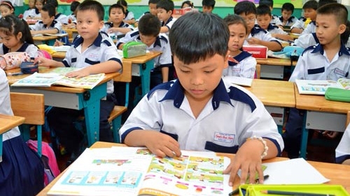 Education Ministry criticized about plan to offer many foreign languages