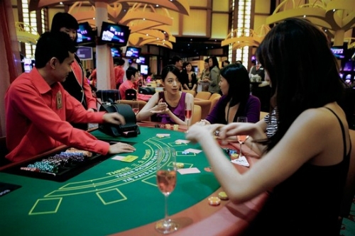 Investors rush to apply for multi-billion dollar casino projects