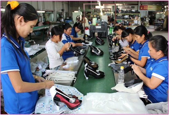 Footwear manufacturers plan comeback to conquer home market