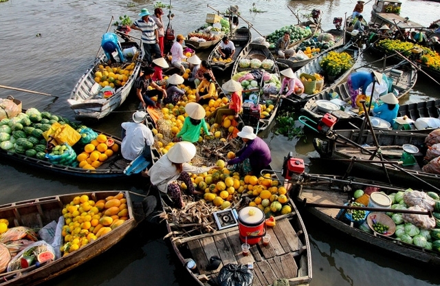 6.7 percent GDP growth rate challenge for Vietnam: economists