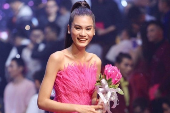 Kim Dung wins Vietnam’s Next Top Model 2017