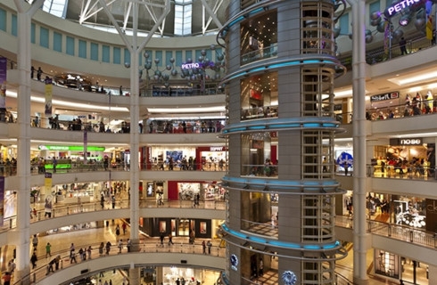 E-commerce hits shopping centres but boosts office space market