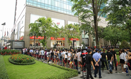 Retail premises rent skyrocket as fashion brands flock to HCM City