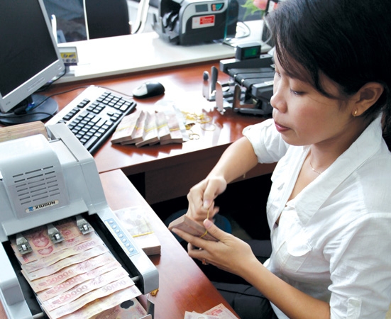 Is there a third investment wave in Vietnam banks?