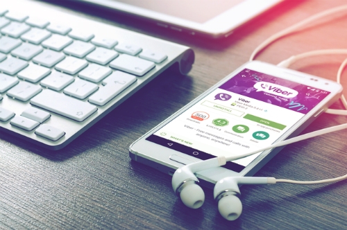 Where are Viber, LINE when the battle to scramble users becomes fierce?